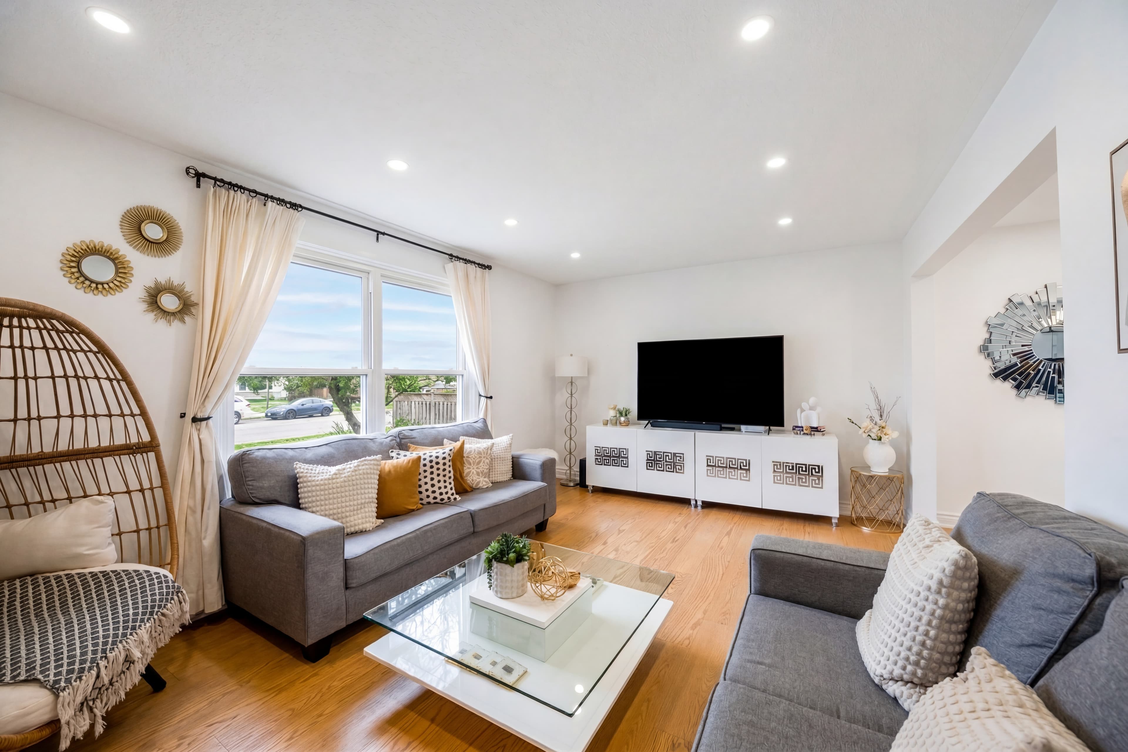 living_room.jpg