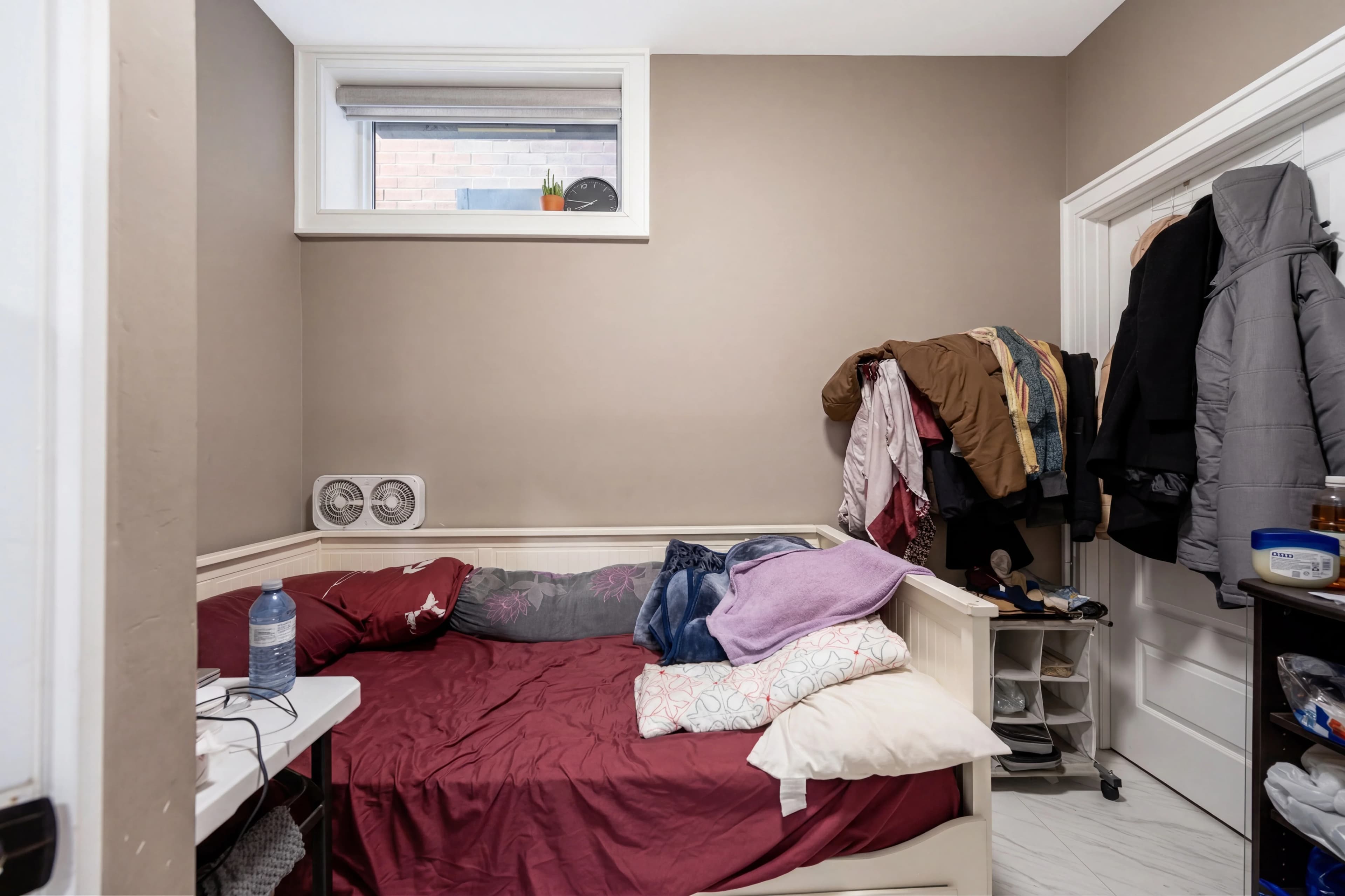 AI Object Removal for Real Estate Photos